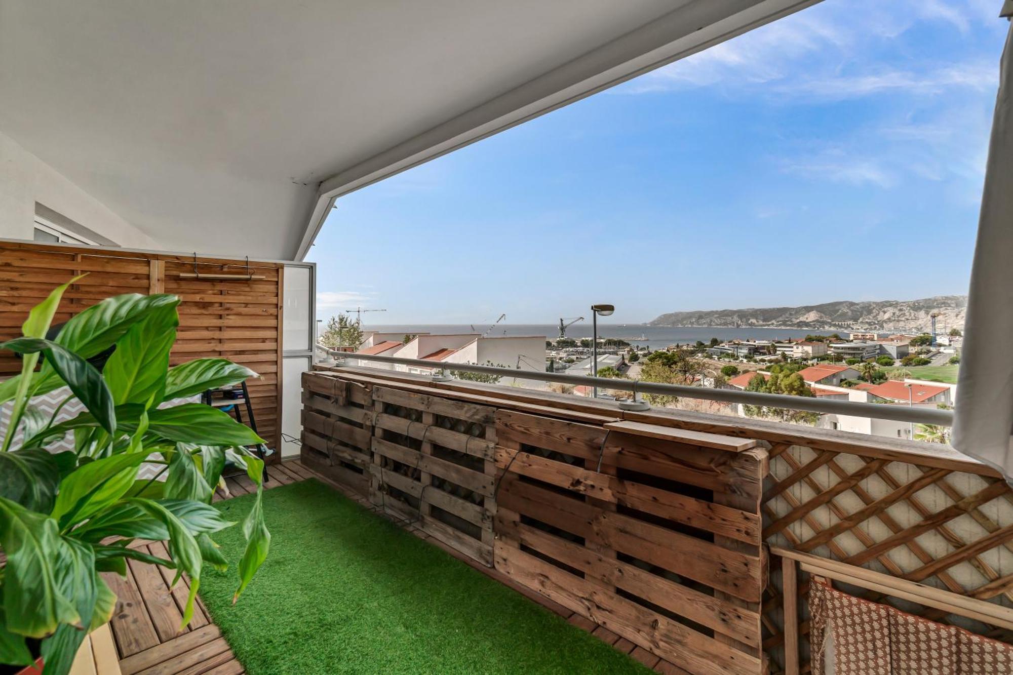 Room In Appartment With Seaview Marseilles Buitenkant foto